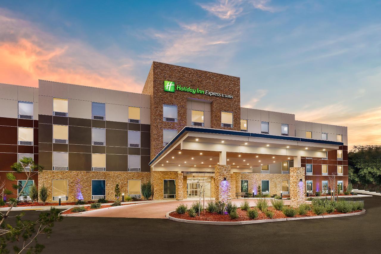 Holiday Inn Express & Suites Oakhurst-Yosemite Park Area By Ihg Екстер'єр фото
